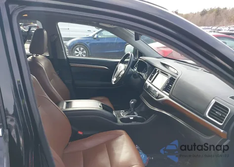 2017 Toyota Highlander Limited Platinum from USA, damaged, VIN 5TDDZRFH9HS483165